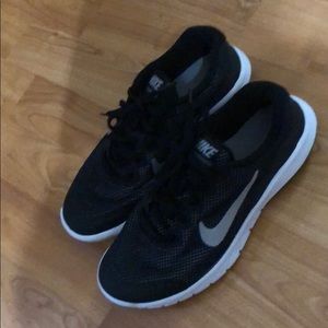 Nike   Flex 👟